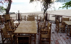 khanom-hill-restaurant-terrace